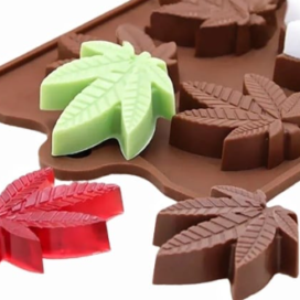 Molde silicona hojas de marihuana x8